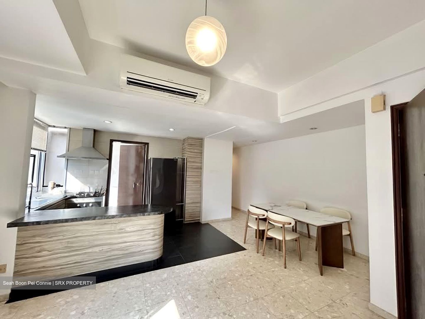 UE Square (D9), Apartment #555980851